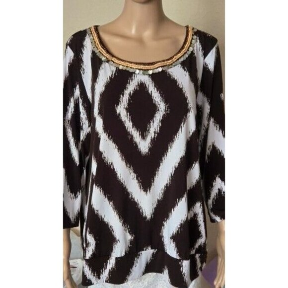 Chico's Travelers Dark Brown White Angled Striped Beaded Neck Top Size 3 - Picture 4 of 5